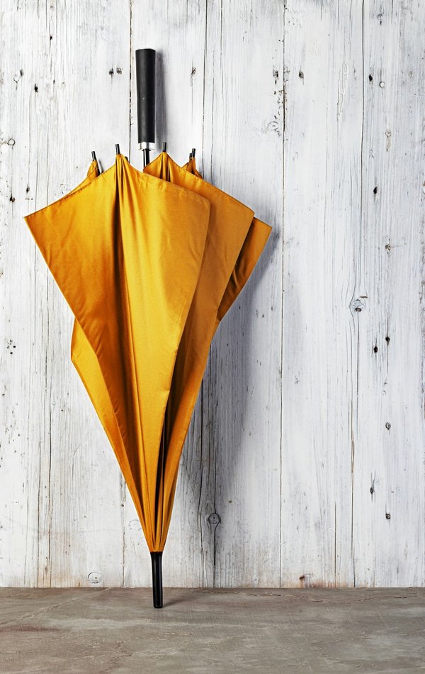 Comment choisir le meilleur porte-parapluie mural pour votre entrée ?